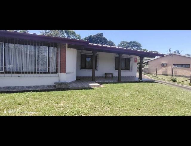 3 BEDROOM HOUSE FOR SALE IN OSLO BEACH